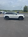 New 2025 Jeep Grand Cherokee Altitude image 4