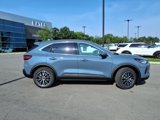 New 2025 Ford Escape SE image 2