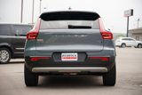 Used 2020 Volvo XC40 T5 Momentum image 4
