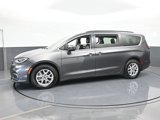 Used 2022 Chrysler Pacifica Touring-L image 2