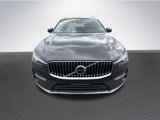 Used 2023 Volvo XC60 B5 Plus image 2