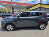 Used 2021 Kia Soul LX image 2
