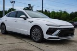 New 2025 Hyundai Sonata Limited image 2