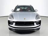 Used 2024 Porsche Macan image 2