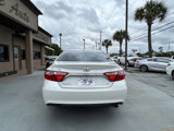 Used 2015 Toyota Camry SE image 5