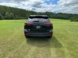 Used 2021 Toyota Highlander XLE image 6