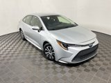 Used 2022 Toyota Corolla LE image 3