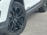 Used 2021 GMC Terrain SLE w/ Driver Convenience Package image 3