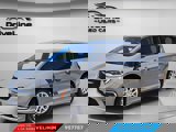 Used 2025 Chrysler Pacifica Select image 2