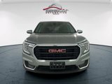 Used 2024 GMC Terrain SLE image 2
