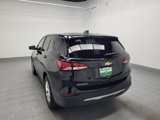 Used 2022 Chevrolet Equinox LT w/ Driver Convenience Package image 6
