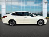 Used 2016 Nissan Altima 2.5 SL w/ 2.5 Technology Package image 2