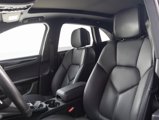 Certified 2024 Porsche Macan image 5