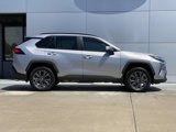 Used 2022 Toyota RAV4 XLE Premium image 3