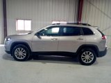 Used 2022 Jeep Cherokee Latitude Lux image 3
