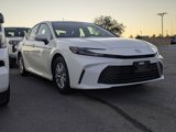 Used 2025 Toyota Camry LE image 3