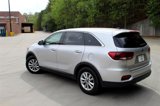 Used 2019 Kia Sorento LX image 3