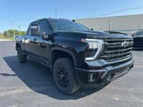 Used 2024 Chevrolet Silverado 2500 LTZ w/ LTZ Plus Package image 3