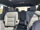 Used 2025 Chevrolet Traverse Z71 w/ Driver Confidence Package image 6