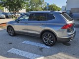 Used 2022 Volkswagen Tiguan SE image 5