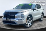 New 2025 Mitsubishi Outlander SE image 2