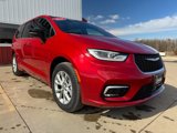 New 2025 Chrysler Pacifica Select image 3