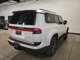 Used 2025 Lexus GX 550 image 5