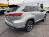 Used 2019 Toyota Highlander LE image 3