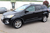 Used 2018 Ford Escape SE w/ SE Sync 3 Package image 3