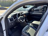 Used 2020 Volkswagen Atlas Cross Sport SEL R-Line image 2