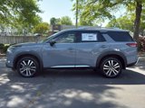 New 2025 Nissan Pathfinder Platinum image 4
