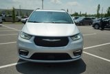 Used 2023 Chrysler Pacifica Limited image 2