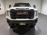 Used 2025 GMC Sierra 2500 AT4X image 2