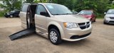 Used 2016 Dodge Grand Caravan SE w/ Quick Order Package 29E SE image 3