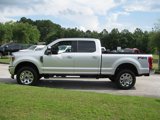 Used 2019 Ford F250 Lariat w/ Chrome Package image 4
