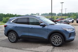 New 2025 Ford Escape SE image 3