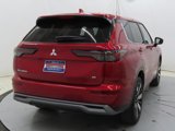New 2025 Mitsubishi Outlander SE image 3