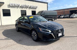 Used 2023 Nissan Altima 2.5 SV image 4