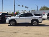 New 2025 Nissan Pathfinder Platinum image 3