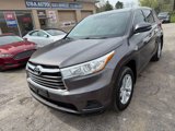 Used 2016 Toyota Highlander LE image 2