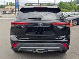 Used 2021 Toyota Highlander XLE image 6