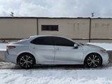 Used 2019 Toyota Camry SE image 2