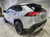 Used 2023 Toyota RAV4 SE image 3