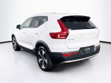 Used 2025 Volvo XC40 B5 Plus image 5