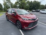 New 2025 Toyota Sienna Platinum image 3