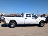 Used 2019 RAM 3500 Tradesman w/ Chrome Appearance Group image 4
