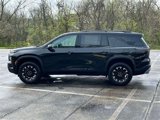 New 2025 Chevrolet Traverse Z71 w/ Enhanced Driving Package image 6