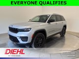 New 2025 Jeep Grand Cherokee Altitude image 3