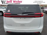 New 2025 Chrysler Pacifica Select w/ Uconnect Theater Family Group image 4