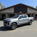 Used 2023 Chevrolet Colorado Z71 image 2